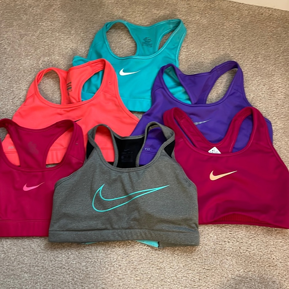 Nike Dri-fit sports bra set